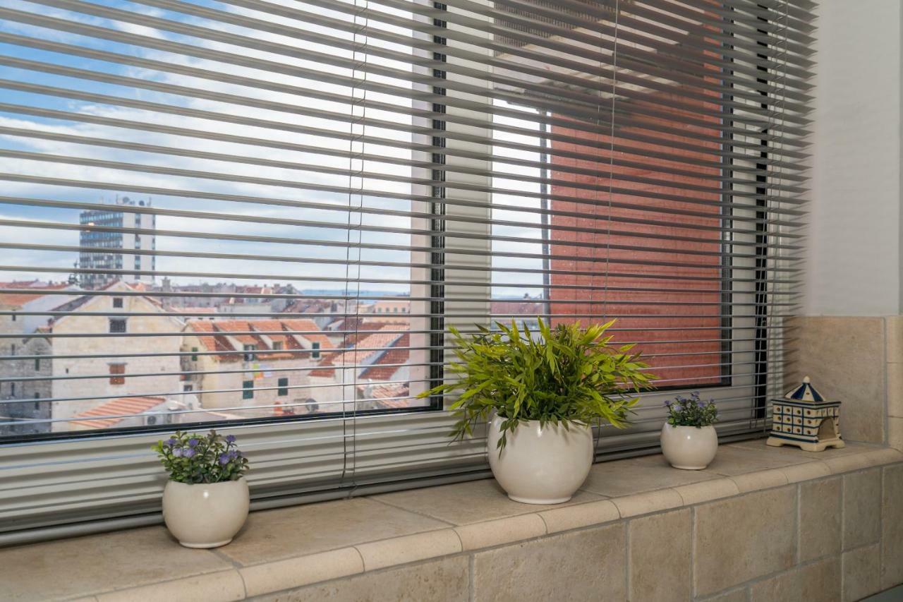 Apartment Old Town With Sea View سبليت المظهر الخارجي الصورة