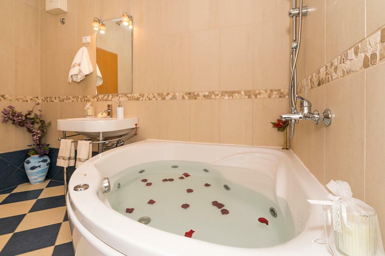 Apartment Old Town With Sea View سبليت المظهر الخارجي الصورة